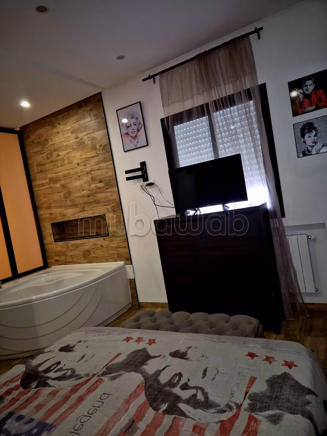 Affittato per notte il loft in stile hollywoodiano americano