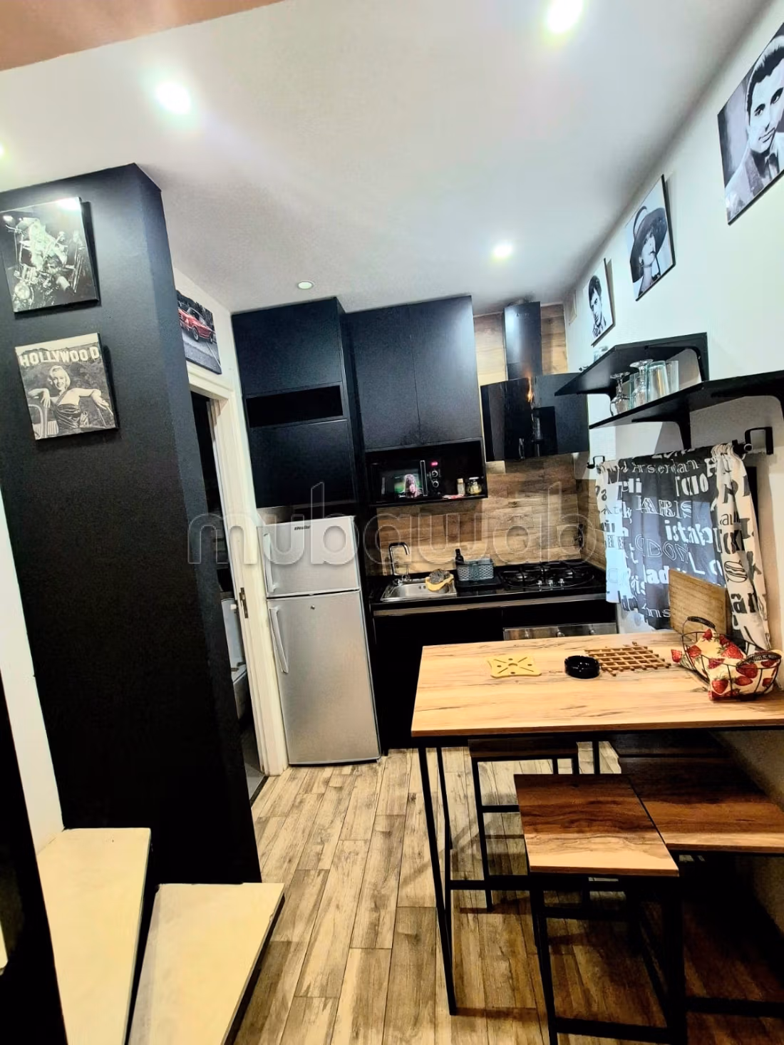 Affittato per notte il loft in stile hollywoodiano americano