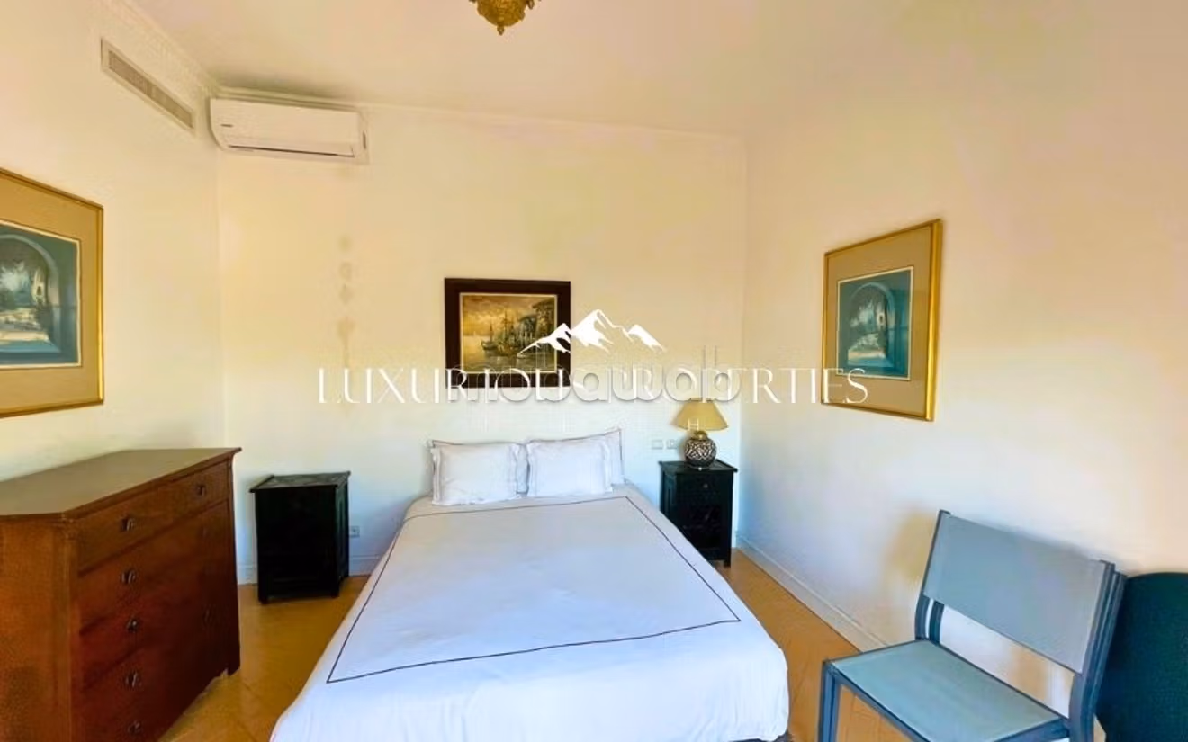 6 Bedroom Villa with Heated Pool, Palmeraie
