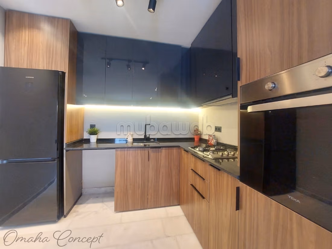 Studio récent meublé 52m2 Clim garage Palmier
