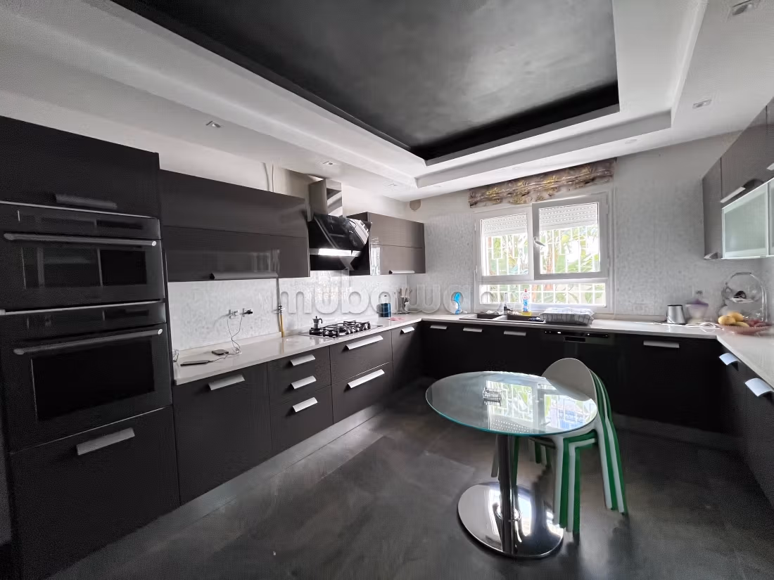 Duplex arredato a lungo termine per stranieri