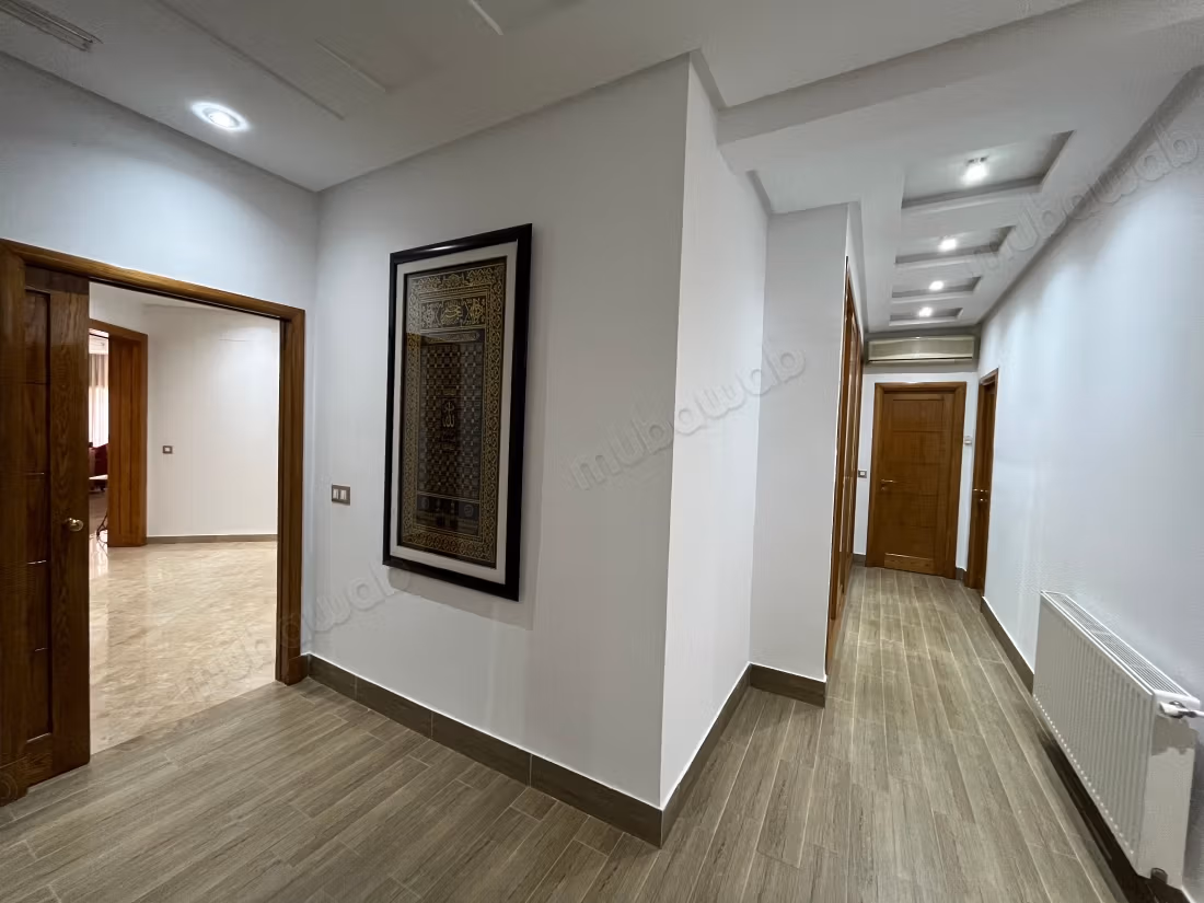 Rez de chaussée de villa à Menzah 7
