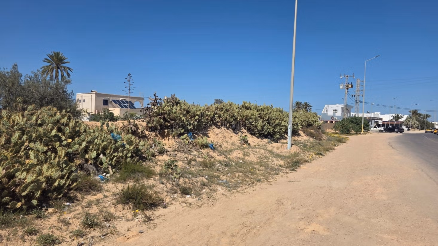 Terreno mahboubine strada midoun 2930m²