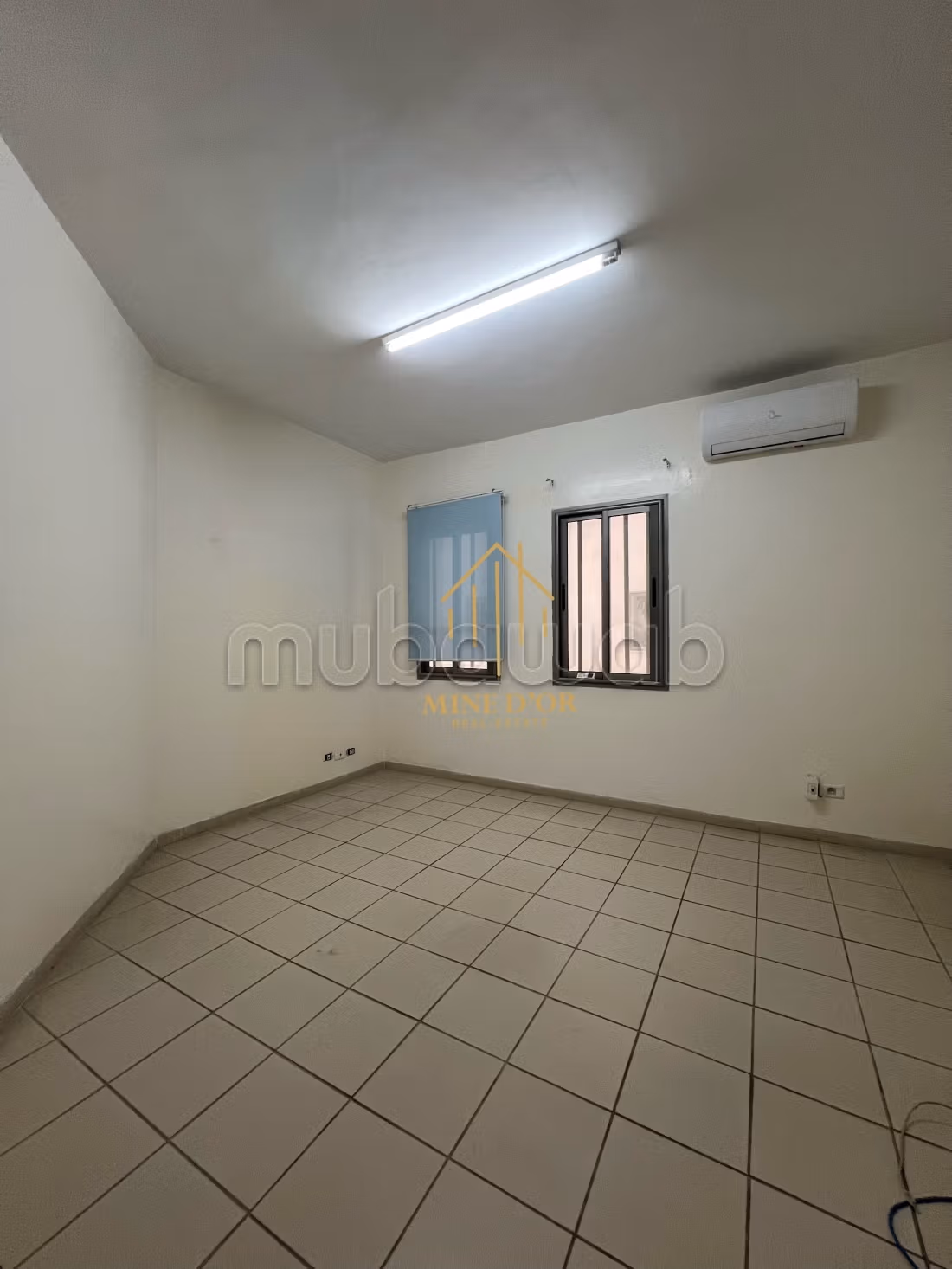 Divers bureaux pour la location h2/h3/h4 à Montplaisir