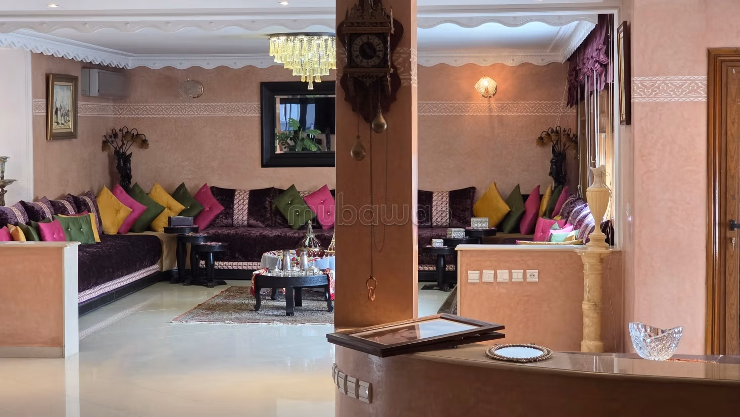 شقة للبيع مساحتها 559متر هذه الشقة متميزة حمرية سنتر مكناس شارع الجيش الملكي