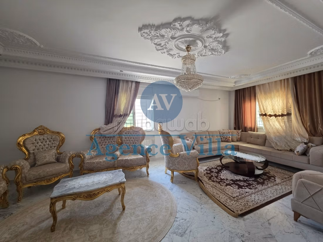 Piano di villa S4 arredato a La Marsa