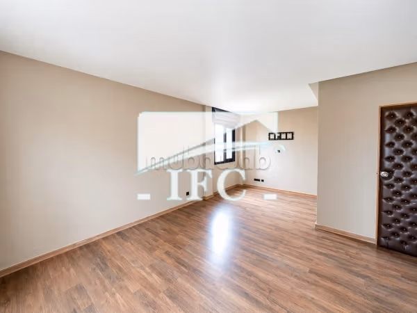 Bureau en 3 espaces 80m² Lac 1 IFCL1118