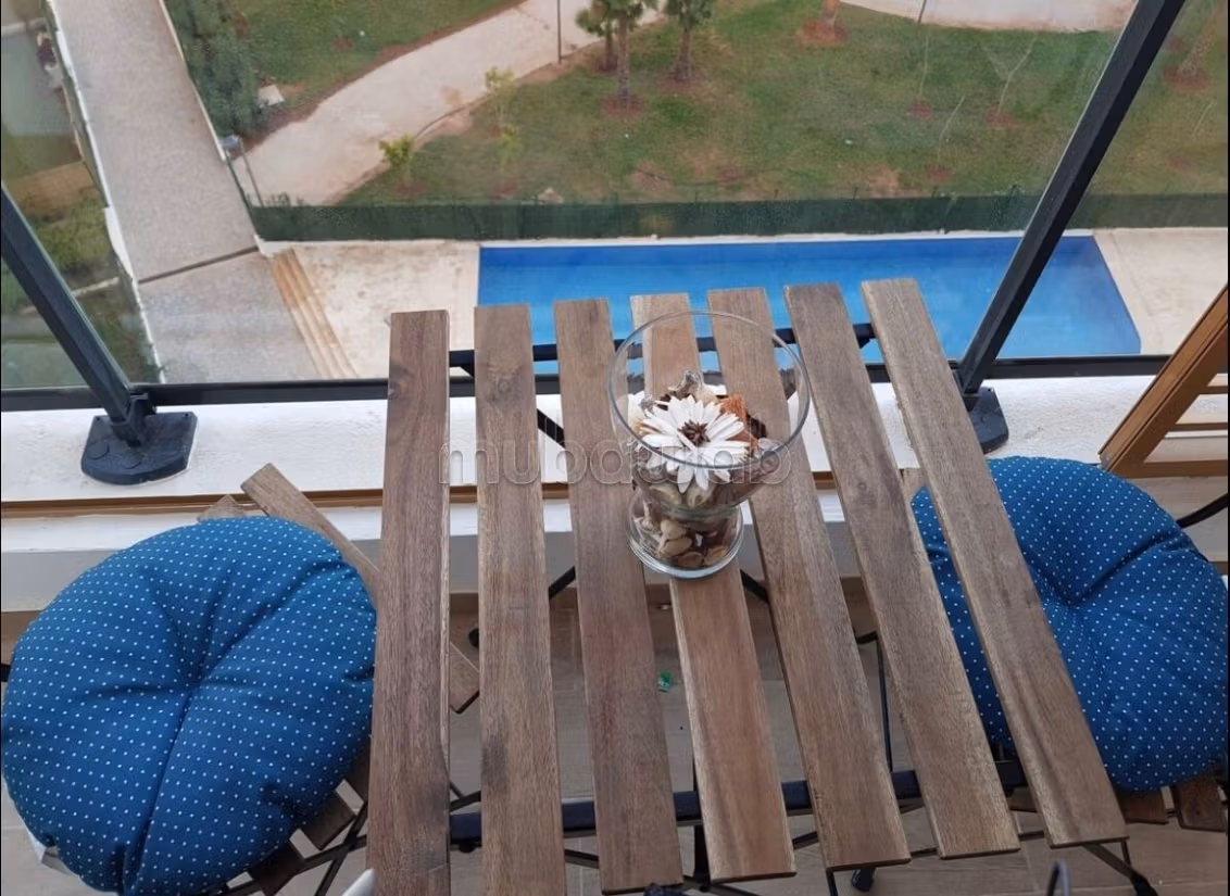 Location d'un appartement à Riyad. 
Superficie 102 m². 
Meublé