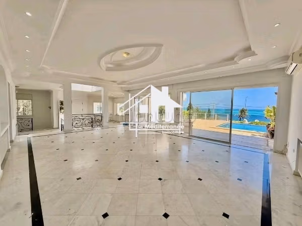 Une villa S5 la marsa corniche