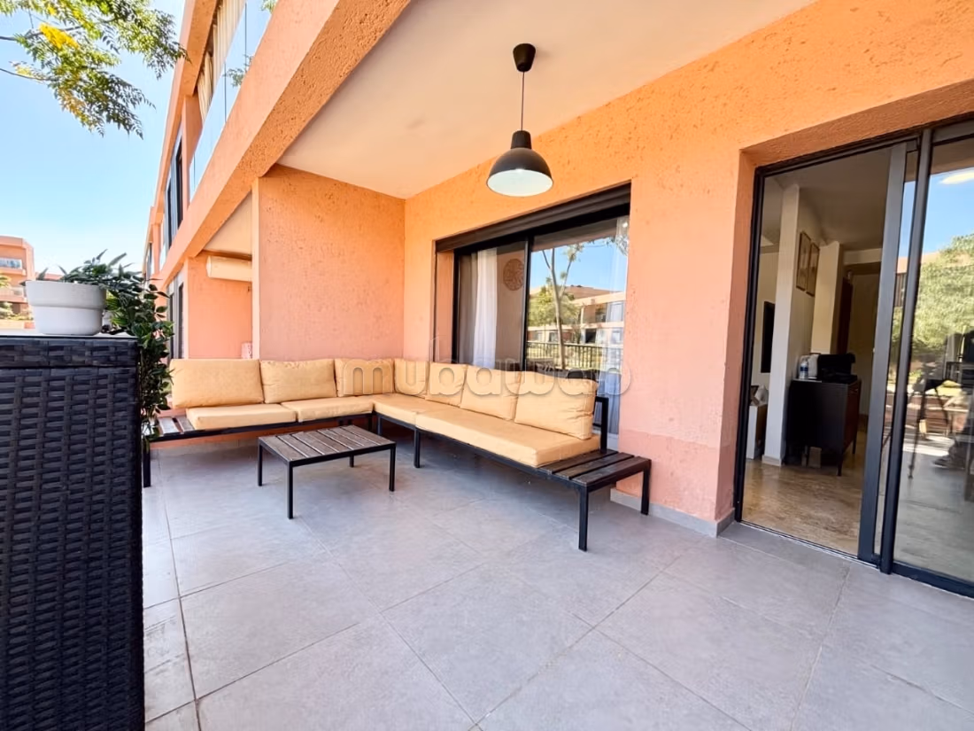 Appartement 2 chambres en rez de chaussée avec piscine