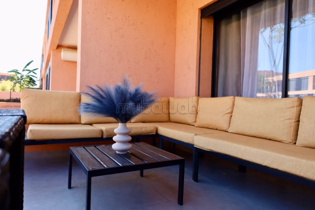 Appartement 2 chambres en rez de chaussée avec piscine