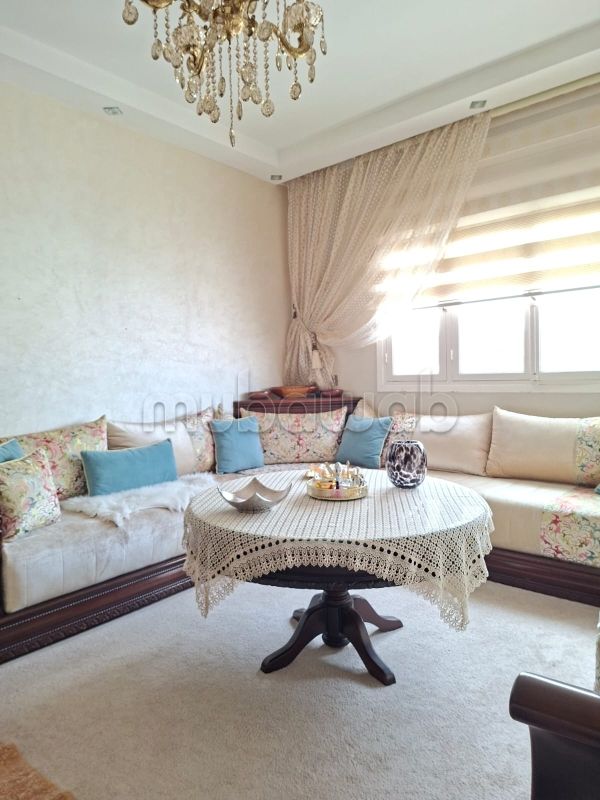 Gerestaureerd appartement te koop – Diour Jamaa, Rabat