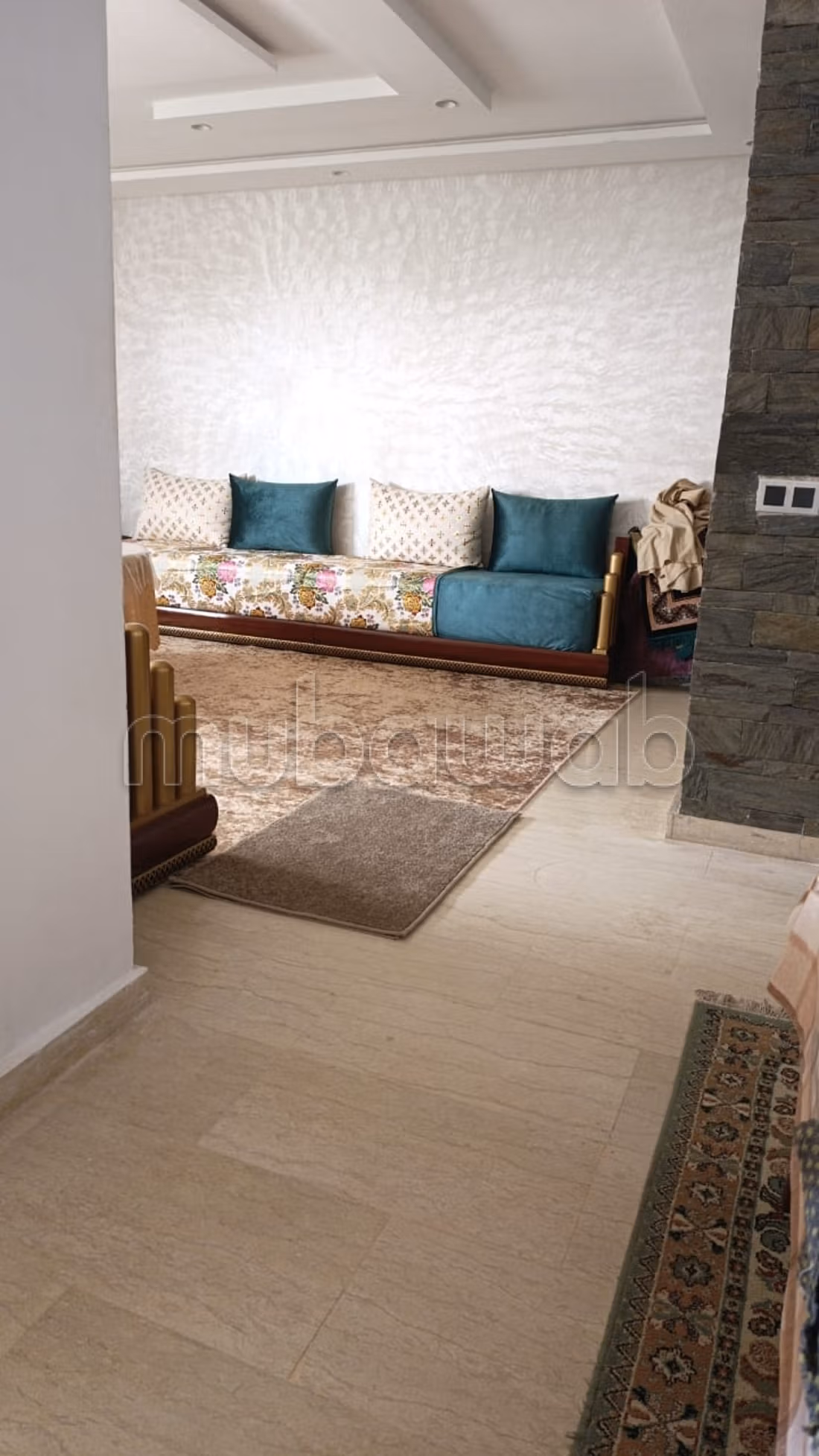 Bonito piso en venta. Superficie 62 m². Espacios verdes y ascensor