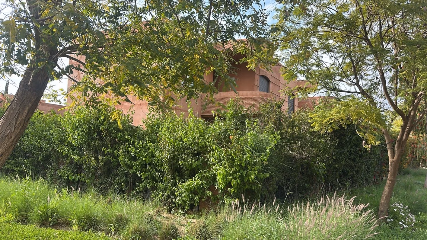 Villa d’angle sans vis à vis avec vue piscine Marrakech