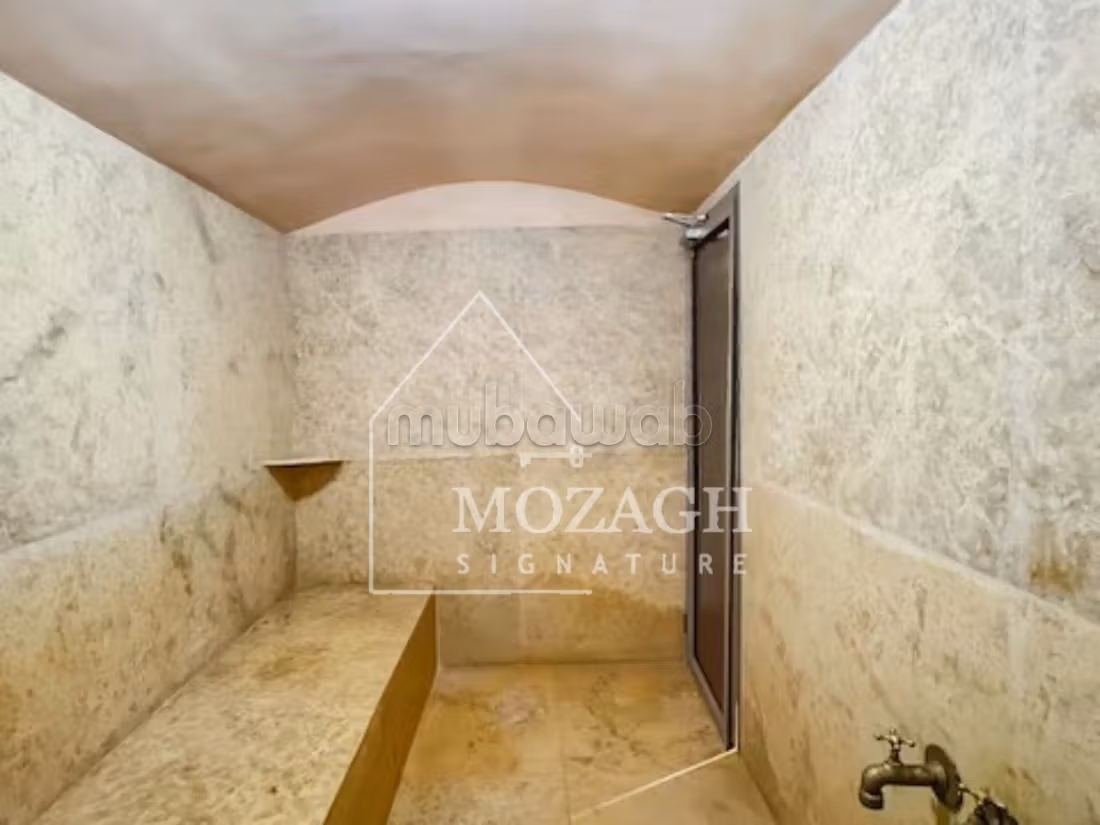 Spacious villa with private pool in Targa