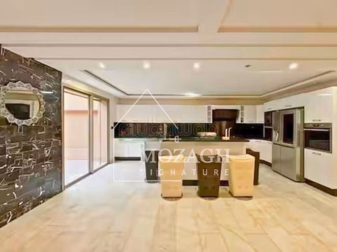 Spacious villa with private pool in Targa