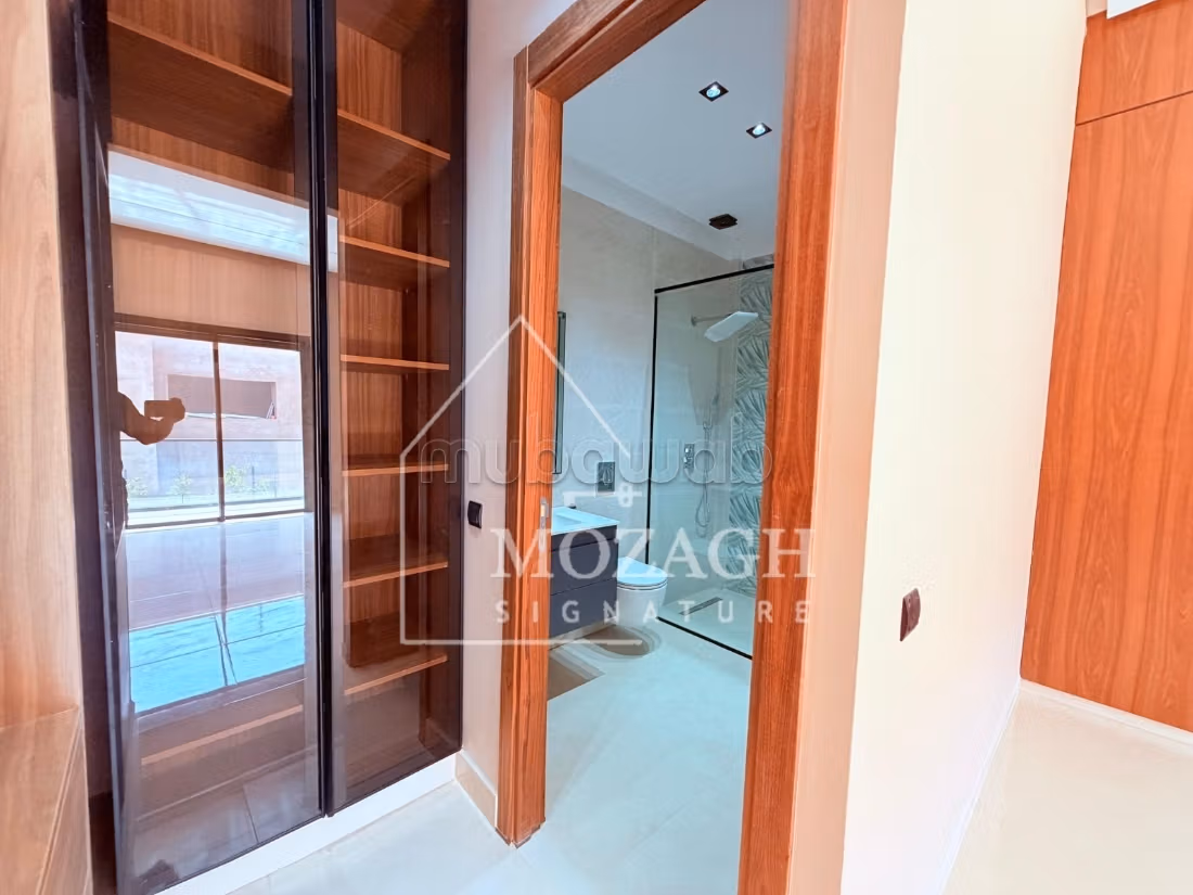 Bella villa con piscina privata a Targa