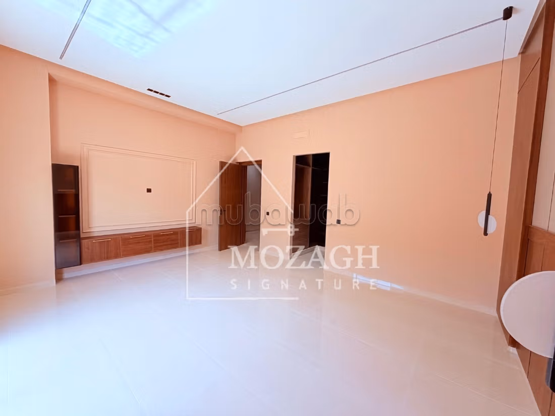 Bella villa con piscina privata a Targa