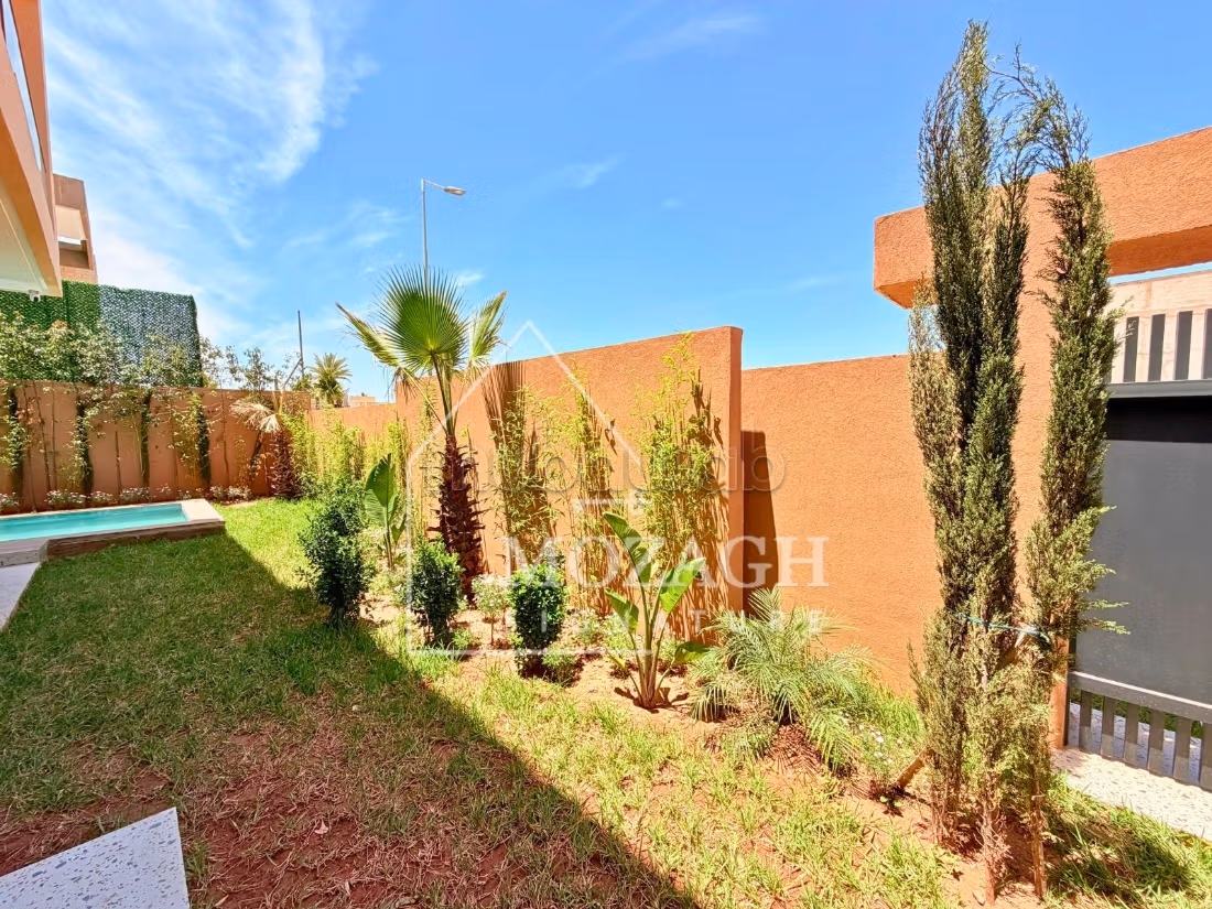 Bella villa con piscina privata a Targa