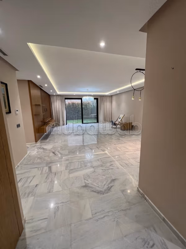 Superbe appartement 190 m² REZ DE JARDIN– Résidence 17 ZAER PARK EL Menzeh
