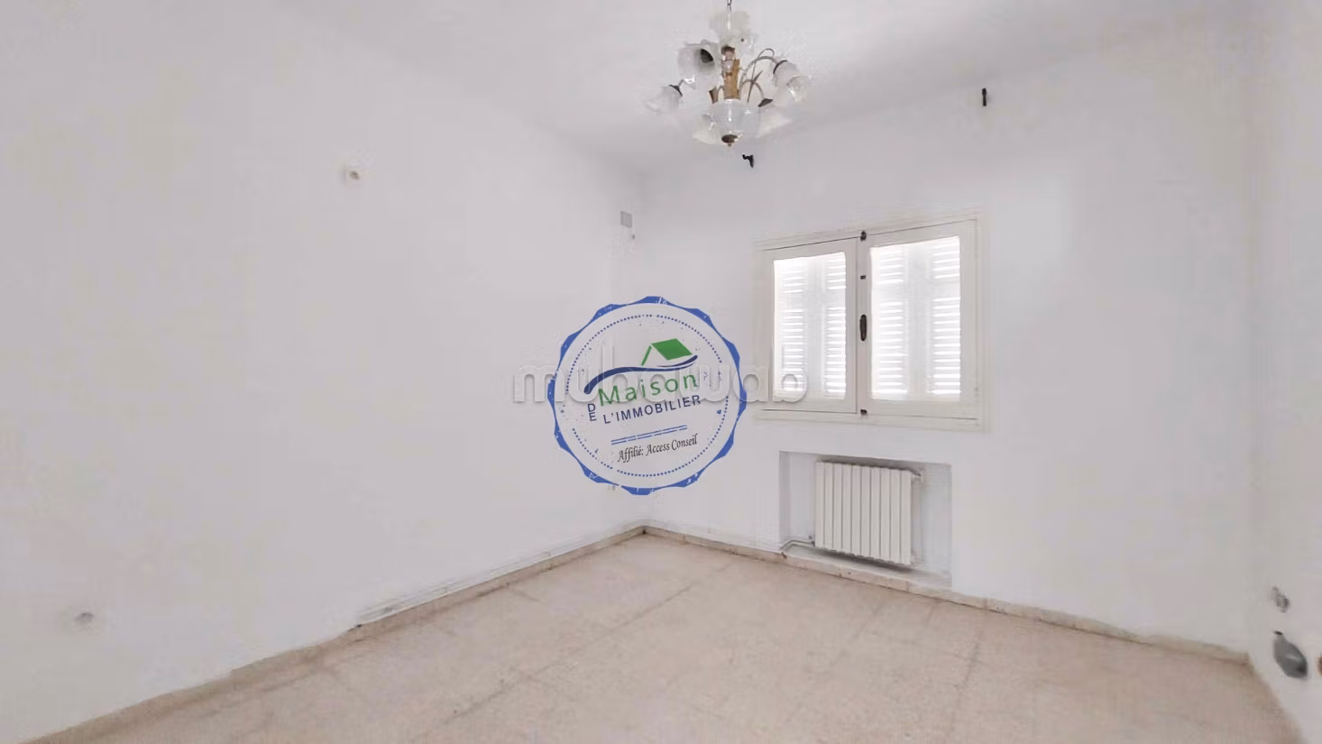 In vendita villa da ristrutturare a El Manar 3