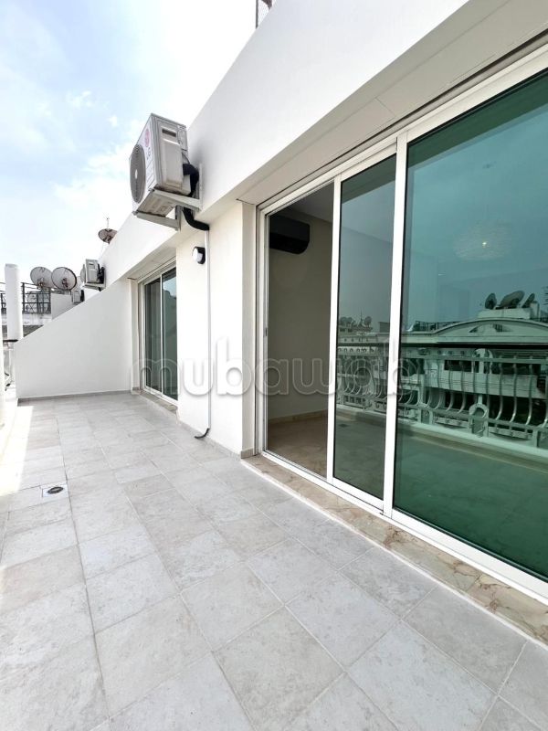 Excelente apartamento completamente renovado - Racine