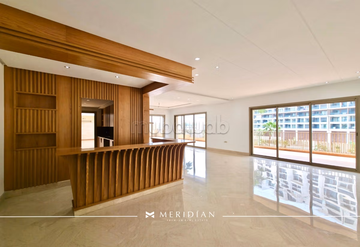 Appartement 338 m² Neuf, Terrasse Panoramique.
CFC