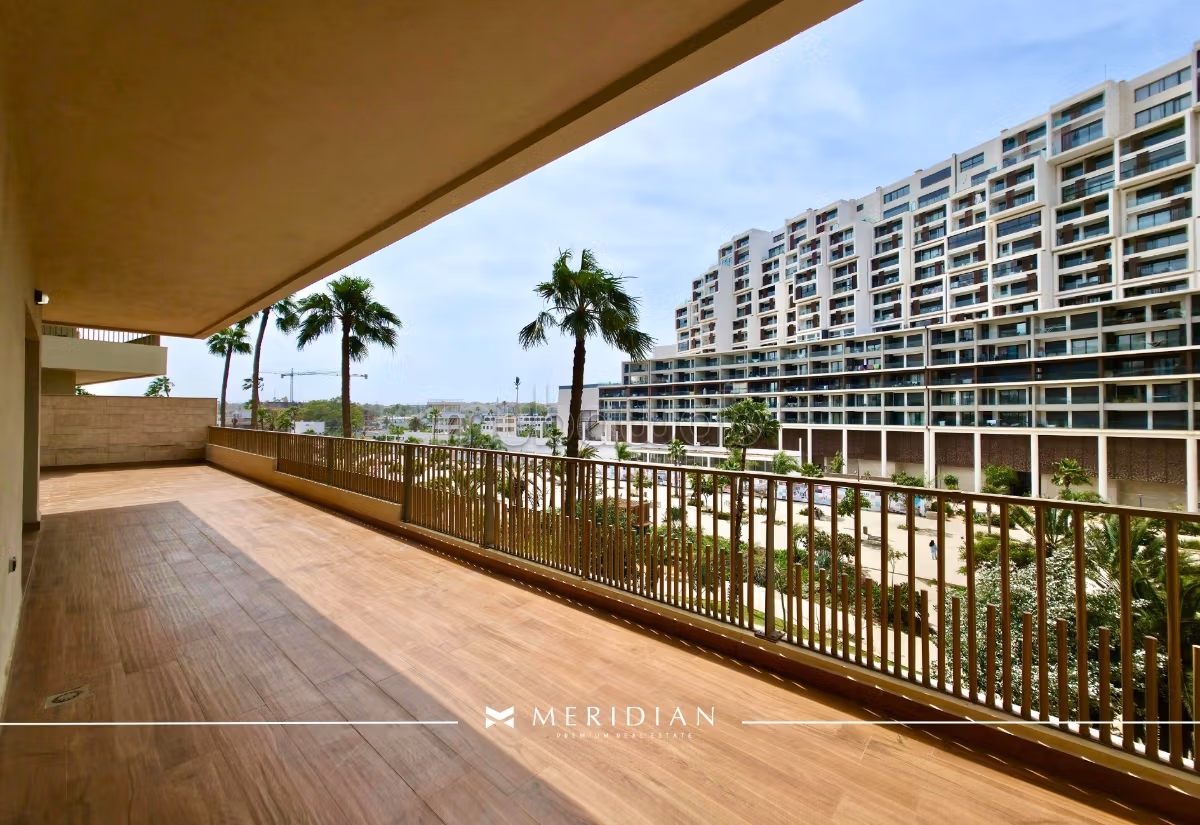 Appartement 338 m² Neuf, Terrasse Panoramique.
CFC — 4