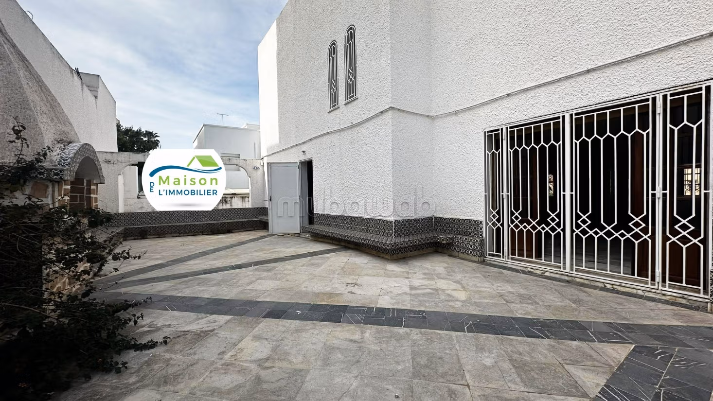 Villa R2 à vendre el menzah 9A