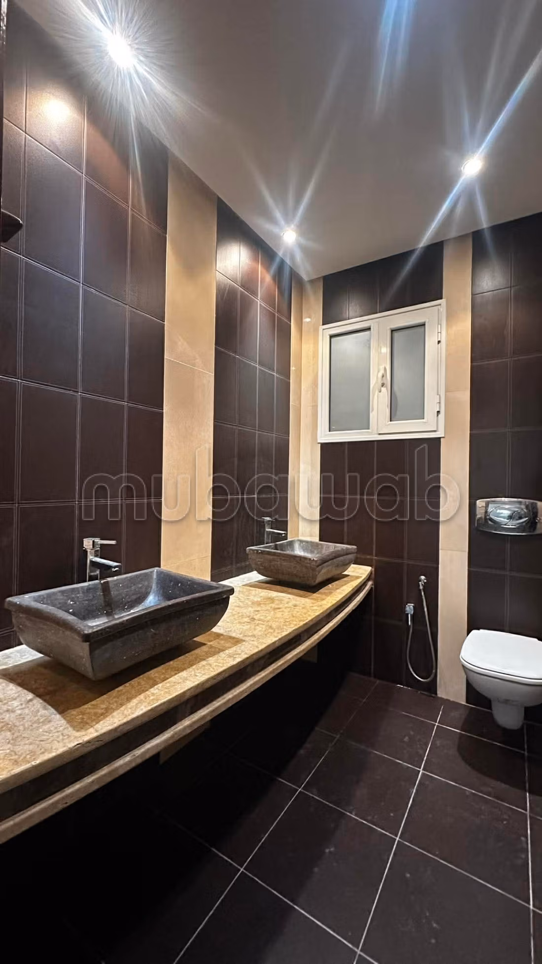 Villa R2 à vendre el menzah 9A
