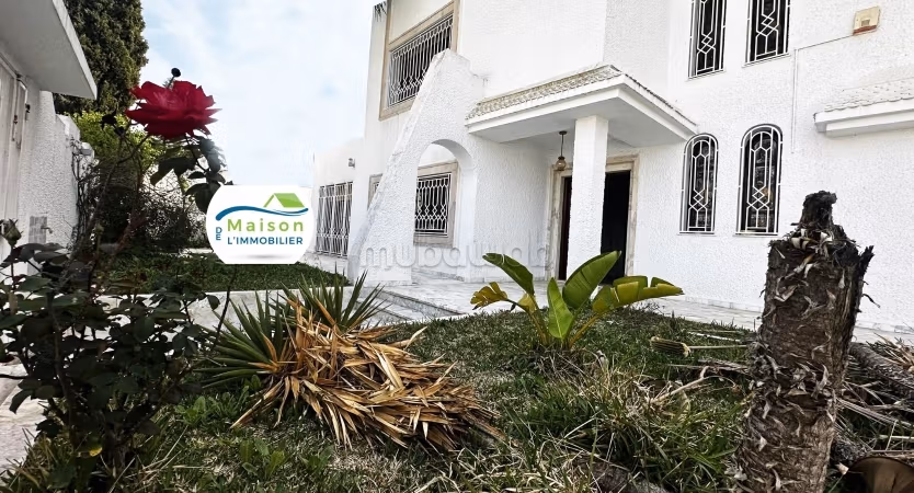 Villa R2 à vendre el menzah 9A