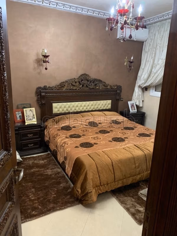 Vente villa à ain chock a cote haddaouia en face du cétre d’hémodialyse bonne loca