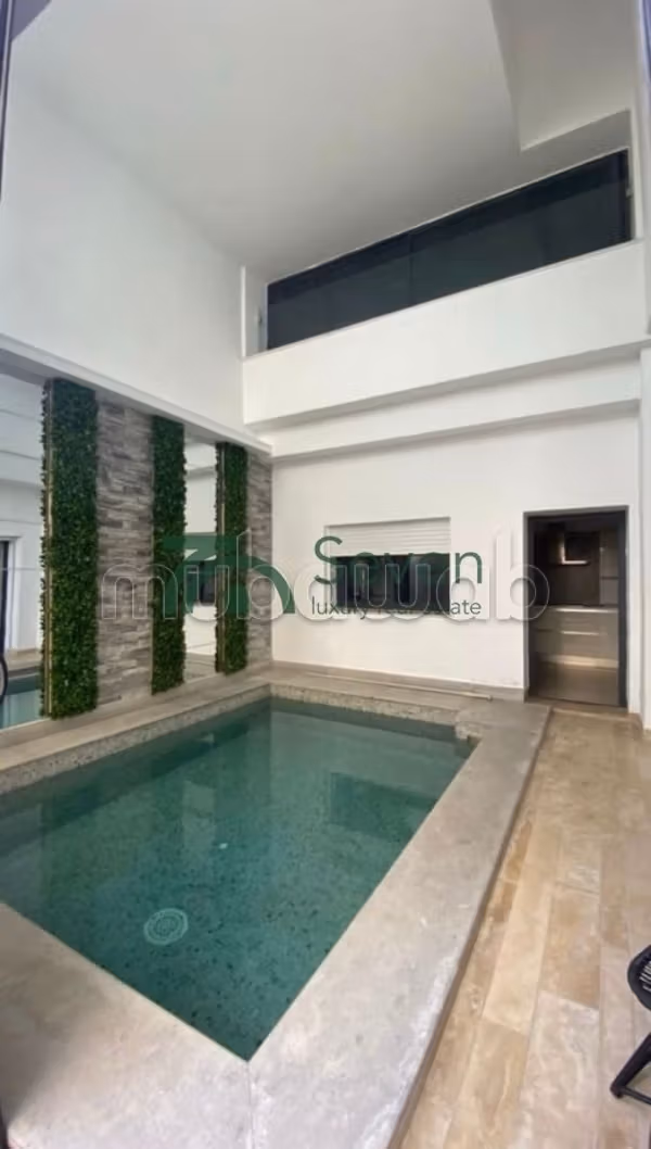Un duplex s3 avec piscine au lac 2