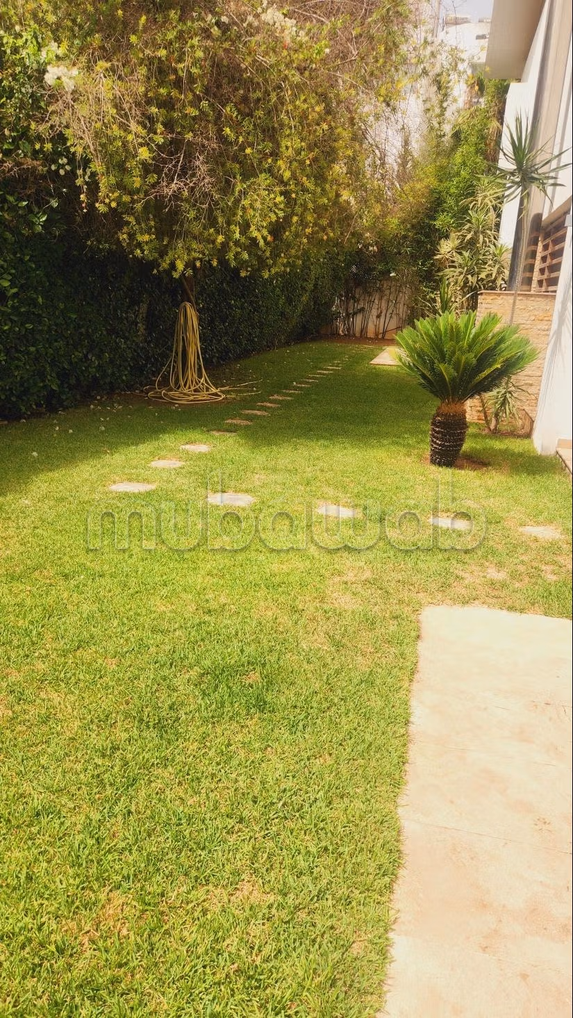Somptueuse villa à louer – Ville Verte, Bouskoura