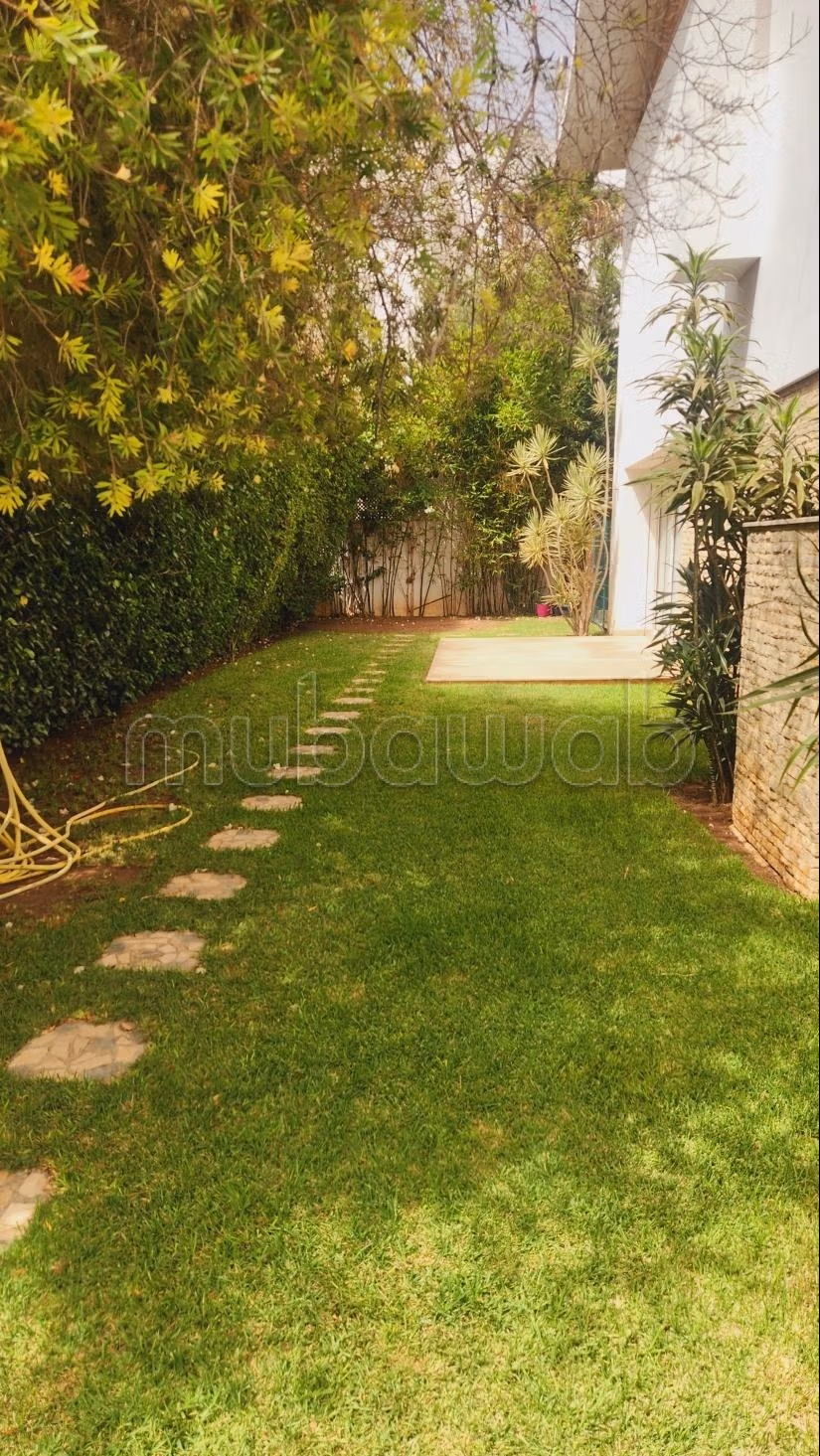 Somptueuse villa à louer – Ville Verte, Bouskoura