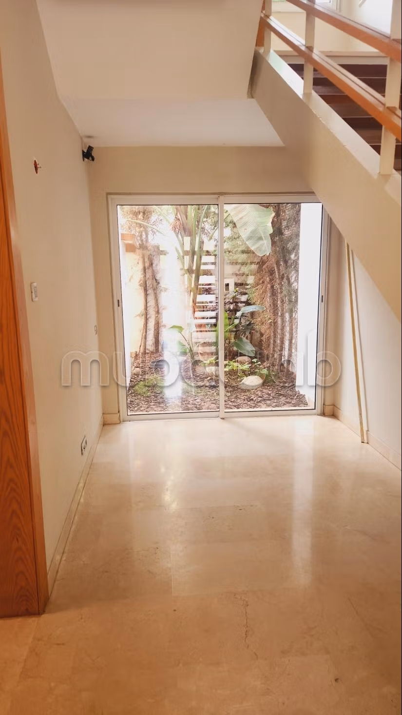 Somptueuse villa à louer – Ville Verte, Bouskoura