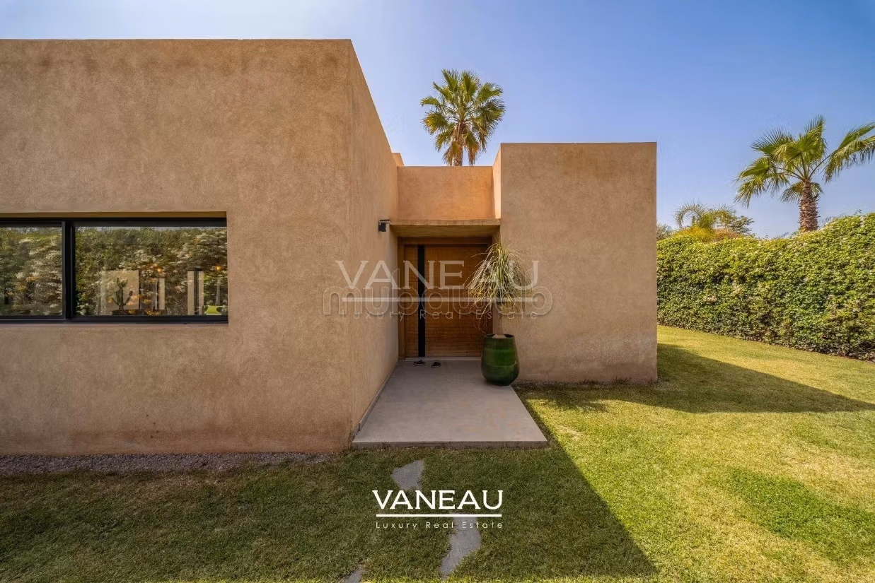 Villa de plain pied 4 suites 
Terrain 1460m2