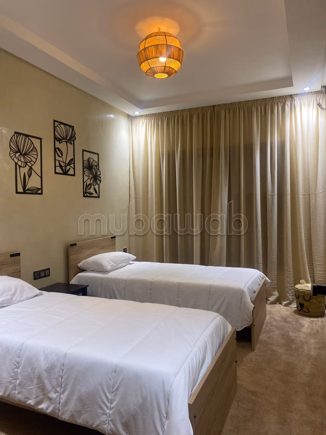 Bell'appartamento in affitto su via casa.
Superficie 84 m².
Ben arredato