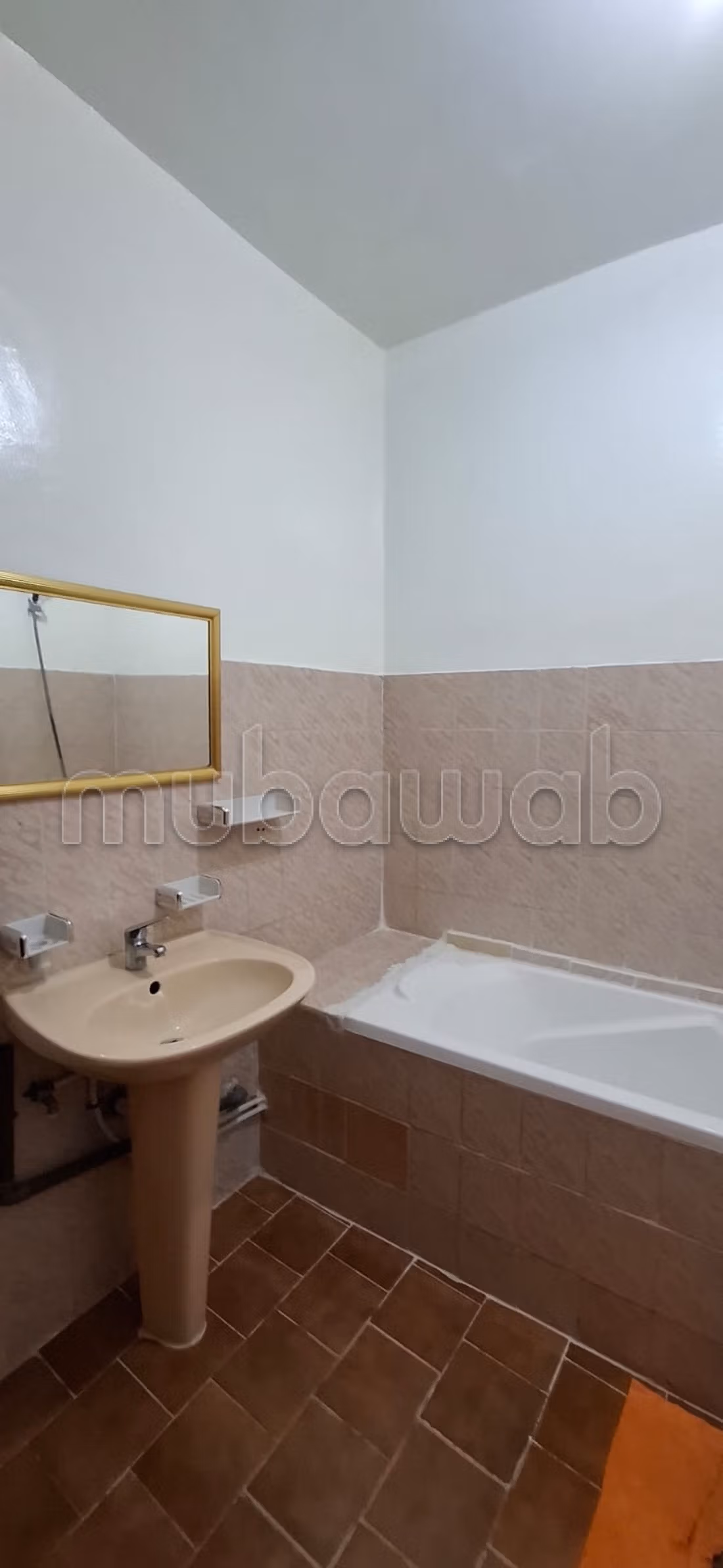 Superbe appartement à louer à Agdal. 4 pièces confortables. Porte blindée et système de double vitrage — 3