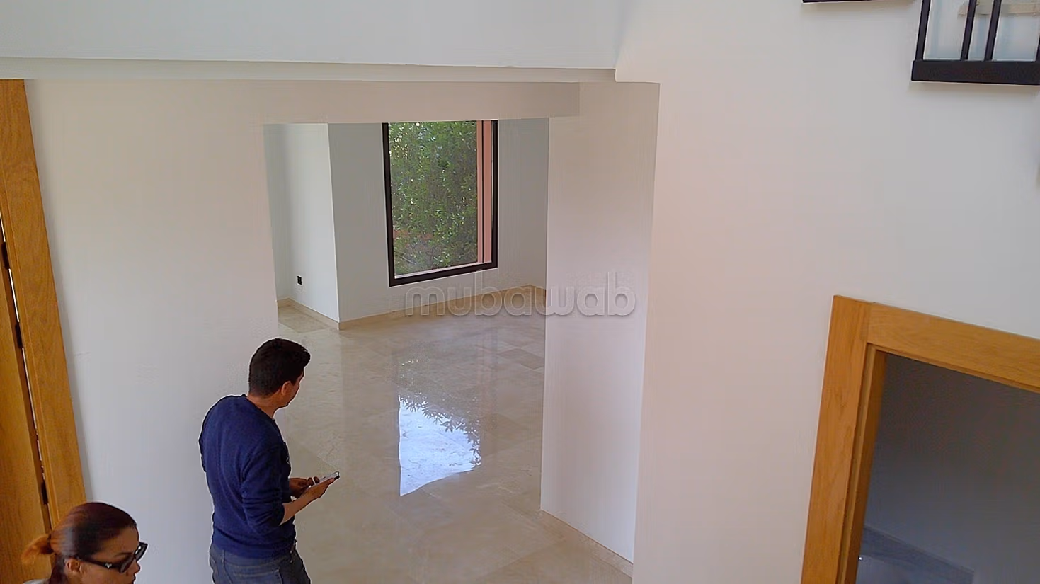 Villa for rent empty in a domain with pool