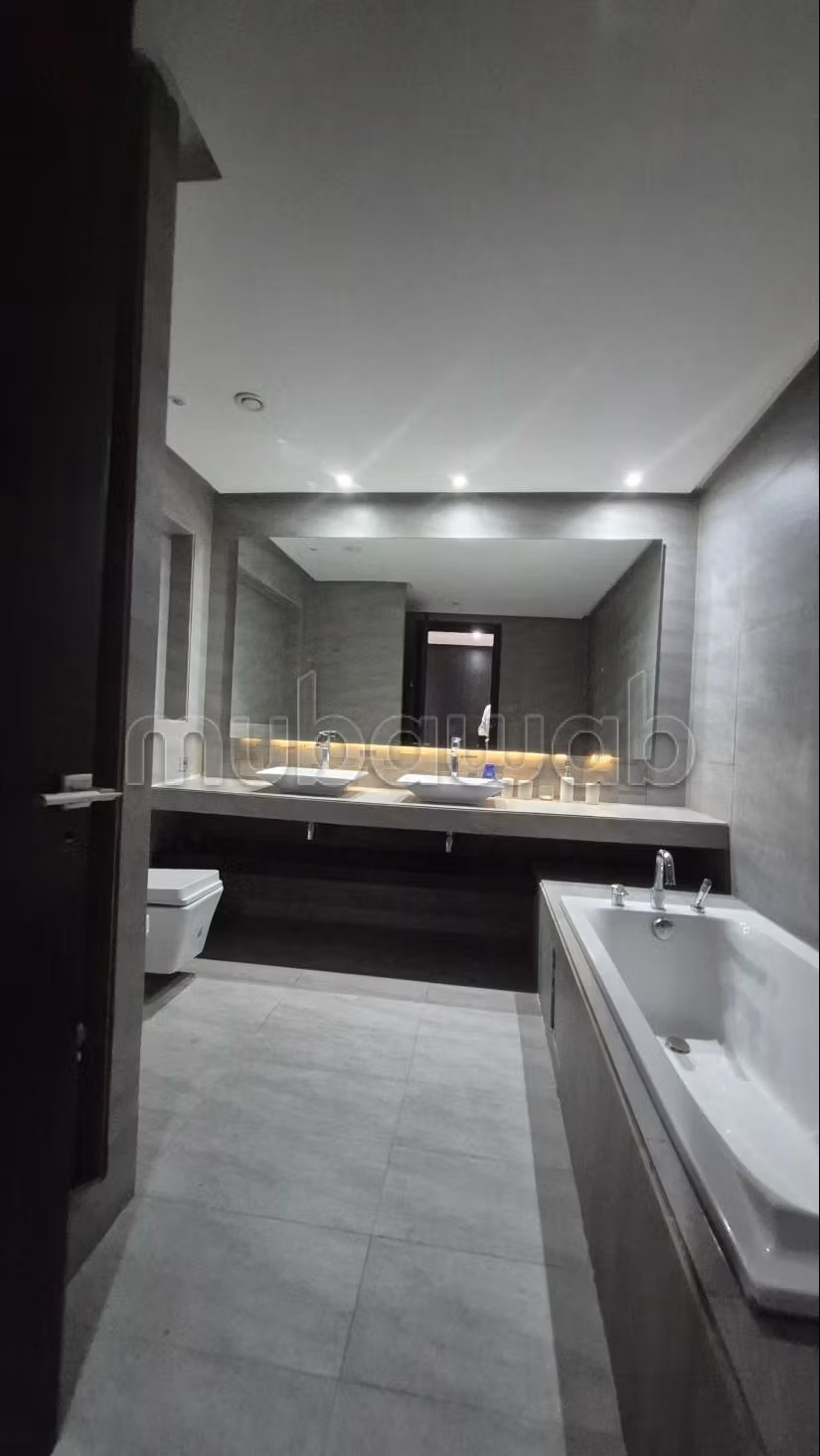 A vendre Appartement meublé 200m2 Gauthier