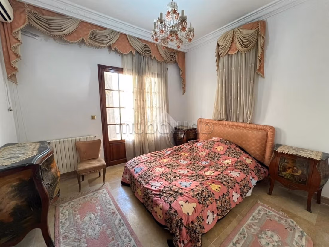 Villa floor for rent