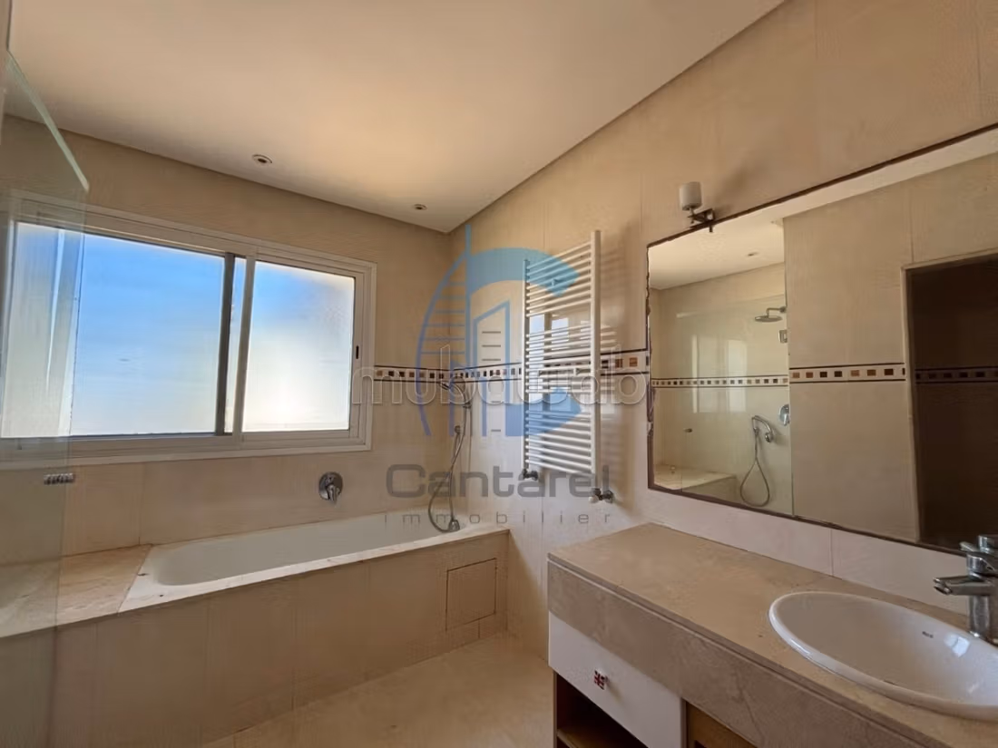 Te koop - Luxe villa in Dar Bouazza, Jardins de l'Océan