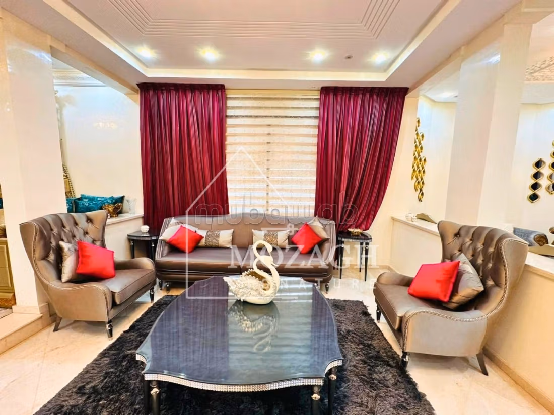 Splendida villa con 4 camere da letto e piscina privata a Targa