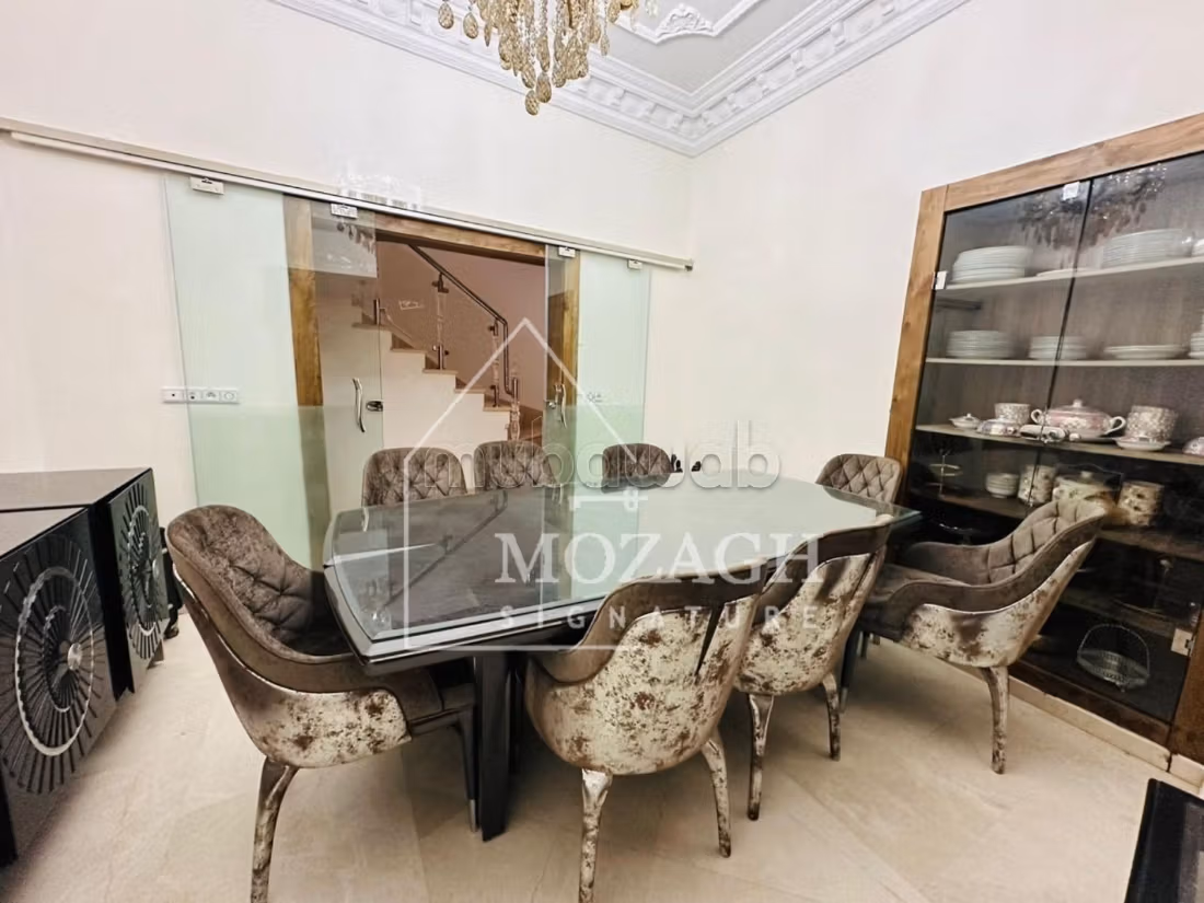 Splendida villa con 4 camere da letto e piscina privata a Targa