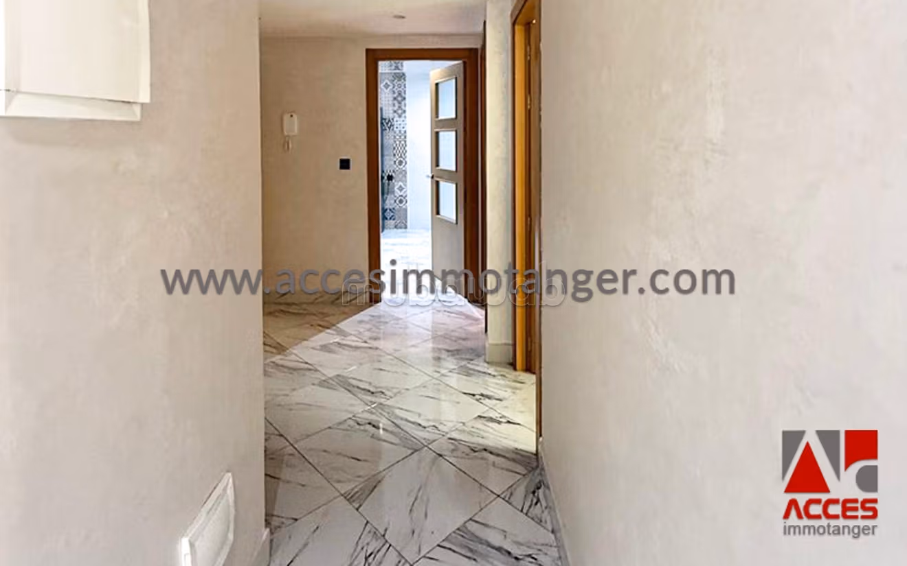 Bel Appartement Meublé a
À vendre — 3