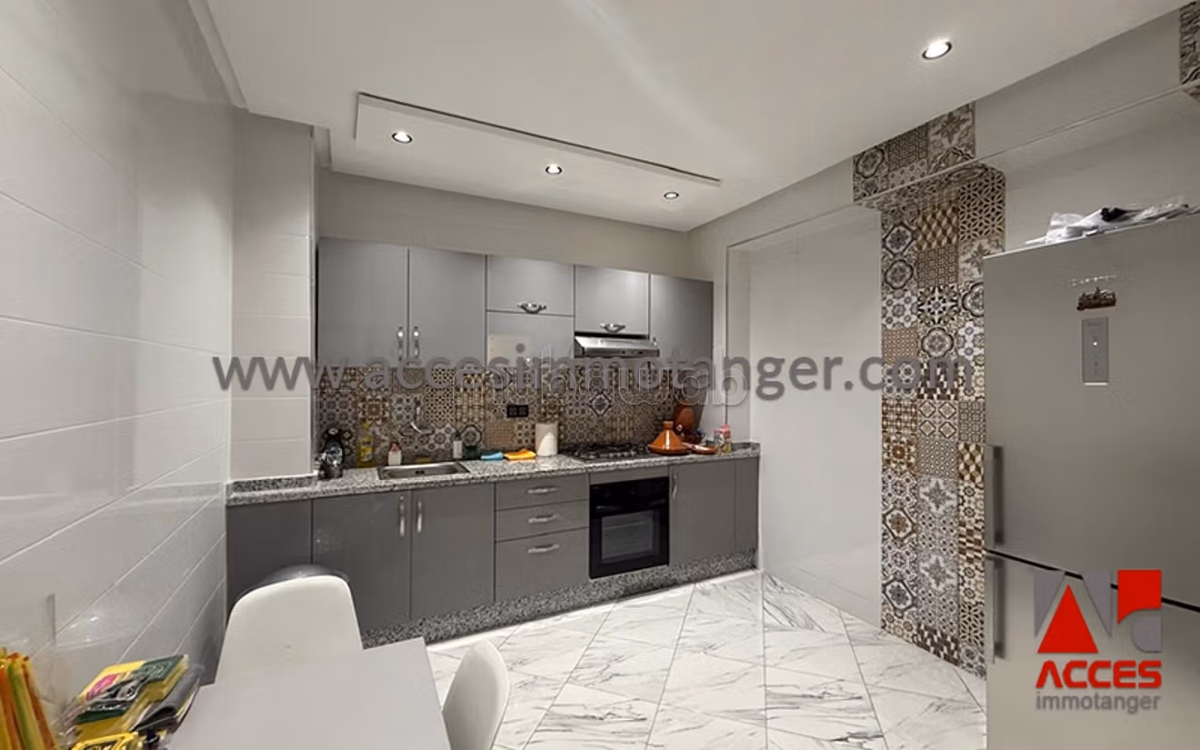 Bel Appartement Meublé a
À vendre — 6