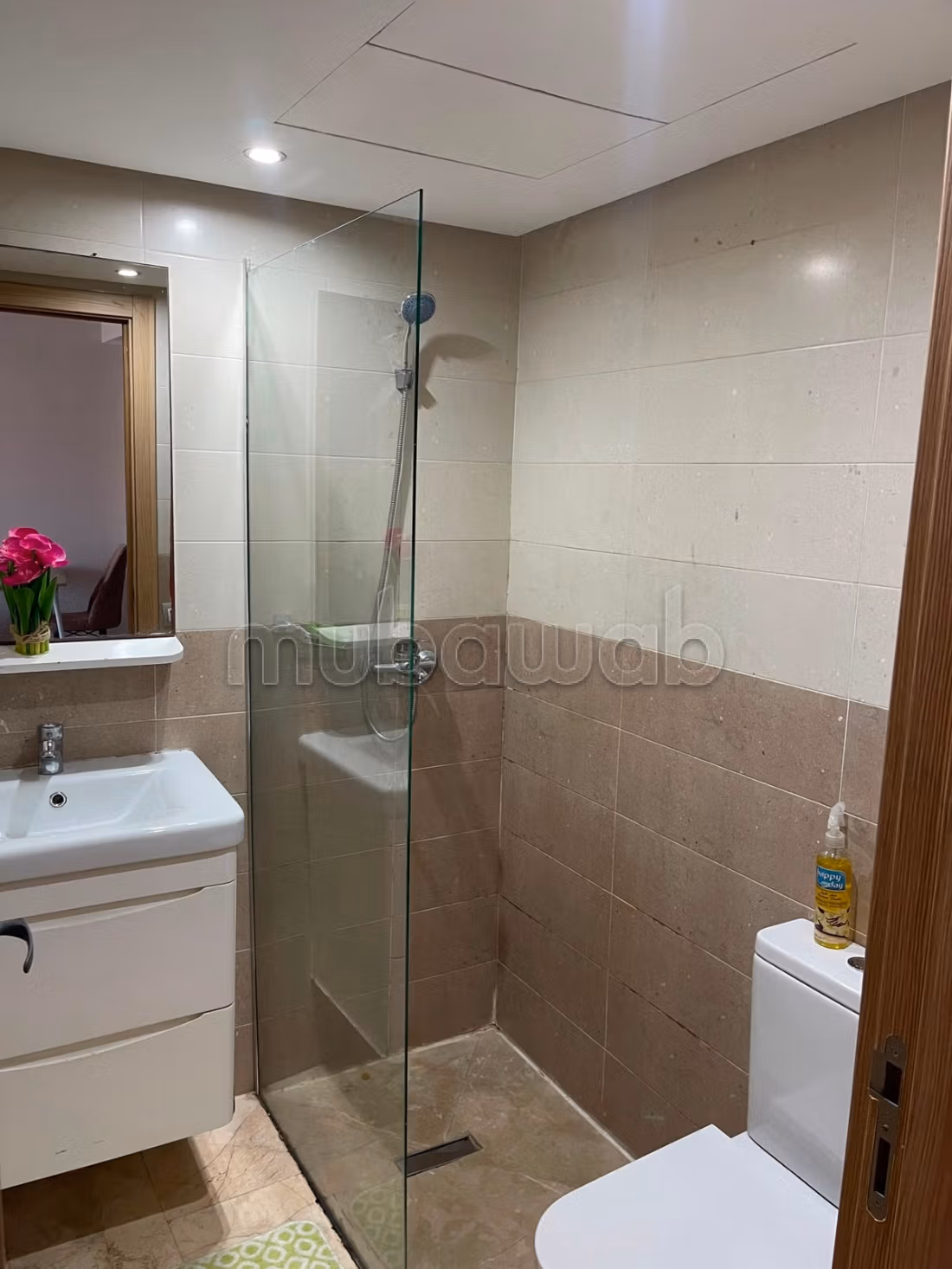 Appartement meublé à CFC