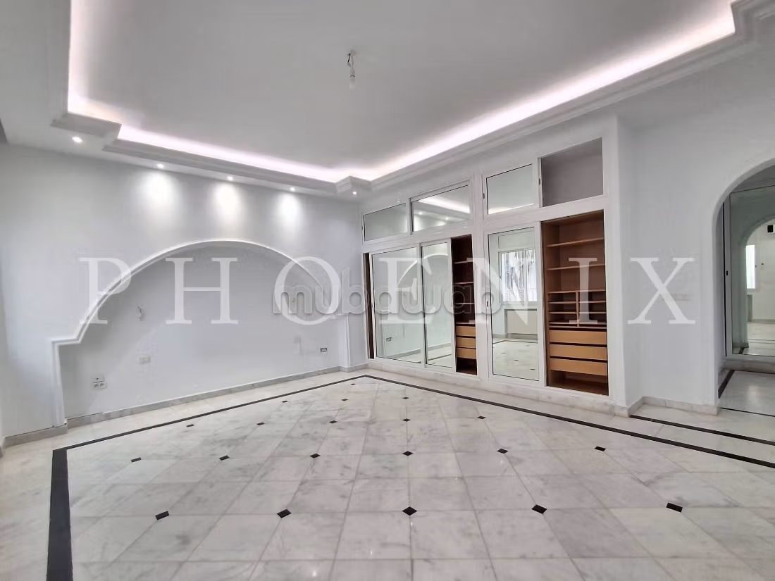 Villa S5 con piscina a La Marsa