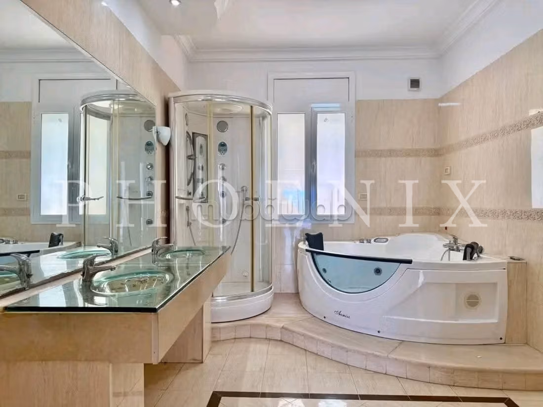 Villa S5 con piscina a La Marsa